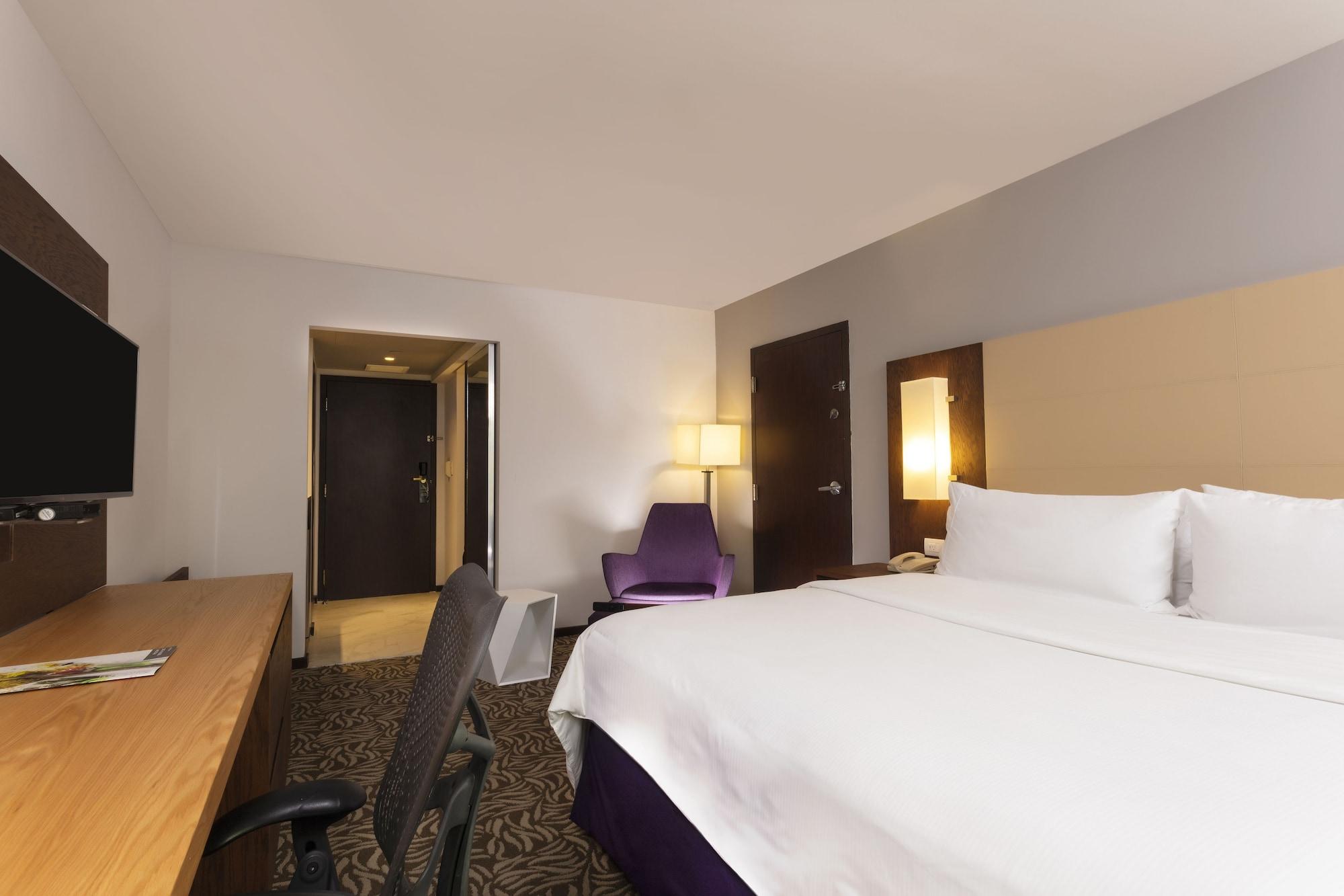 Krystal Urban Monterrey San Jeronimo Hotell Eksteriør bilde