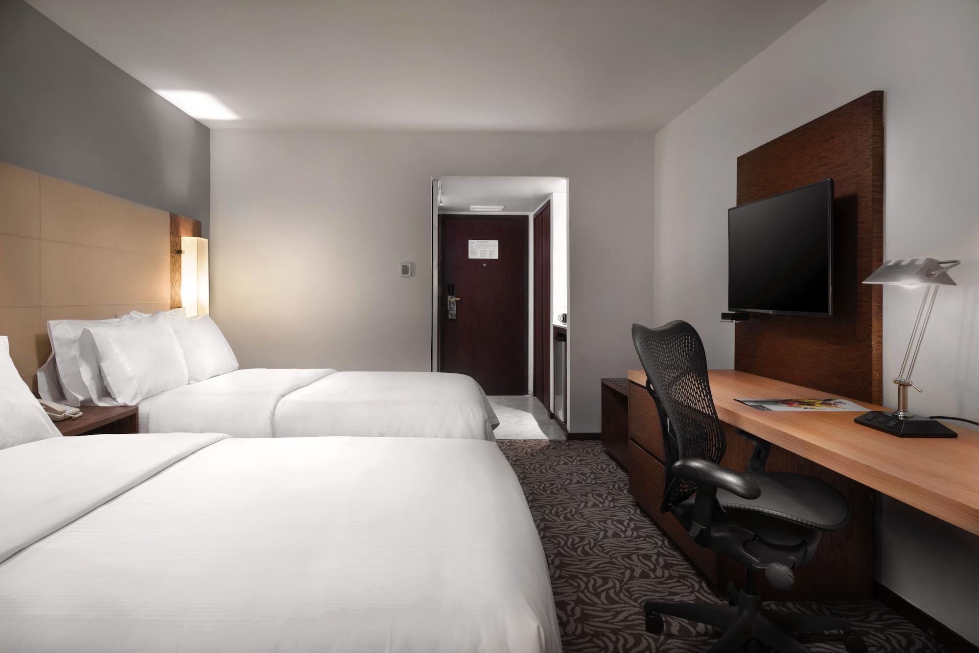 Krystal Urban Monterrey San Jeronimo Hotell Eksteriør bilde