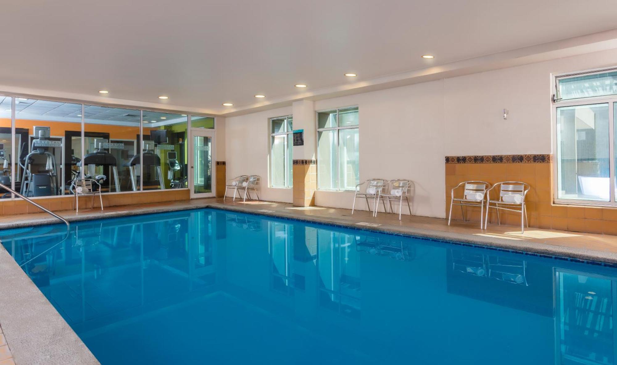 Krystal Urban Monterrey San Jeronimo Hotell Eksteriør bilde