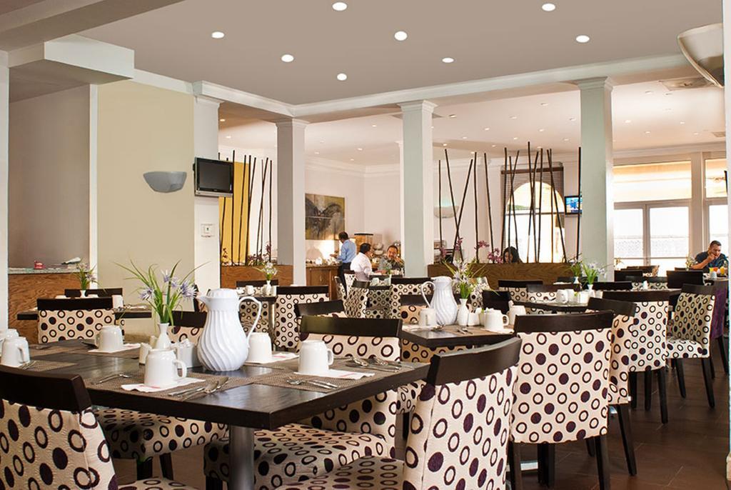 Krystal Urban Monterrey San Jeronimo Hotell Eksteriør bilde